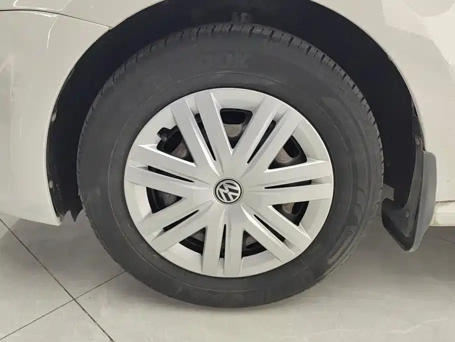 2016 Polo 1.4L Automatic Fashion Edition — миниатюра 6