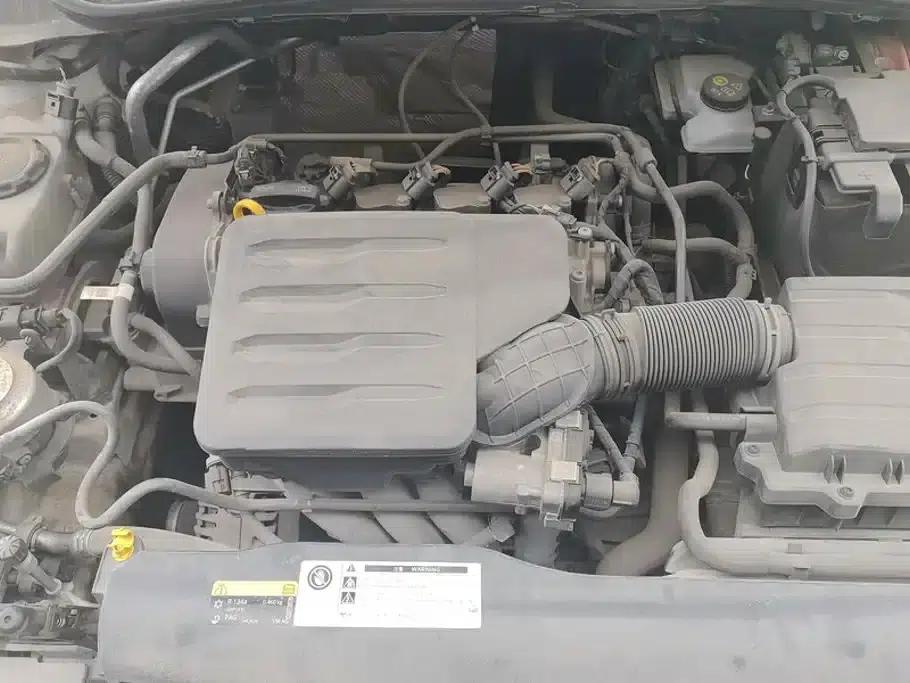 2019 Polo Plus 1.5L Automatic Panoramic Enjoyment Edition — миниатюра 10