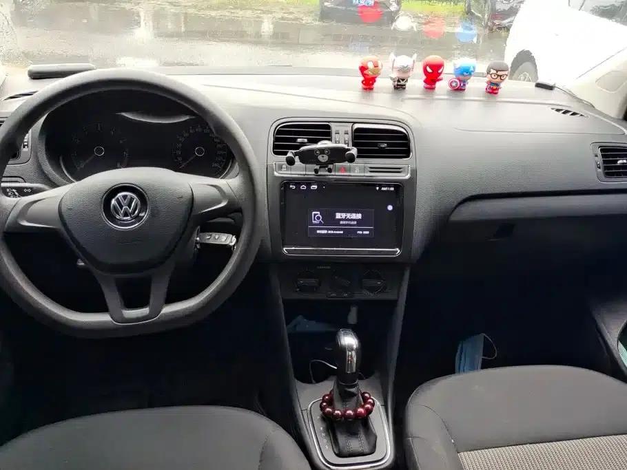 2018 Polo 1.5L Automatic Comfort Edition — миниатюра 12