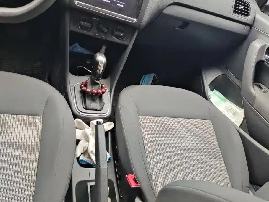 2018 Polo 1.5L Automatic Comfort Edition — миниатюра 16