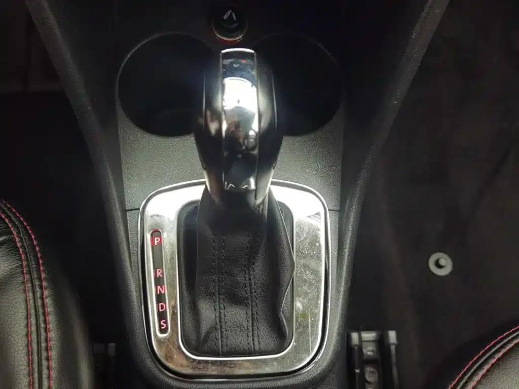 2014 Polo 1.6L Automatic Comfort Edition — миниатюра 13