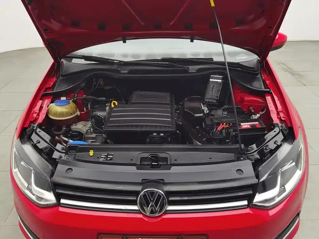 2014 Polo 1.6L Automatic Comfort Edition — миниатюра 6