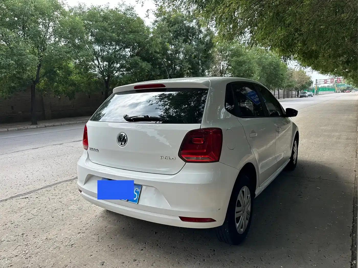 2016 Polo 1.4L Automatic Fashion Edition — миниатюра 6