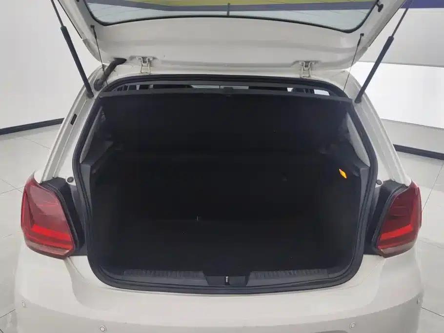 2016 Polo 1.4L Manual Fashion Edition — миниатюра 4