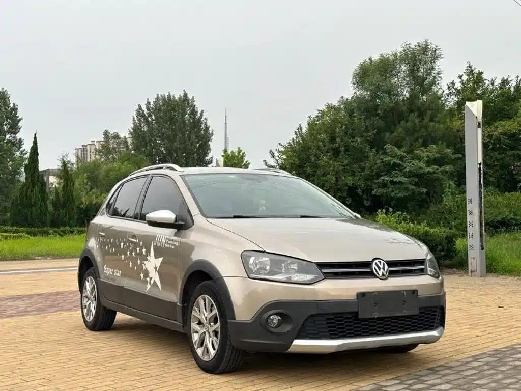 2016 Polo 1.4L Cross Polo Automatic — миниатюра 3