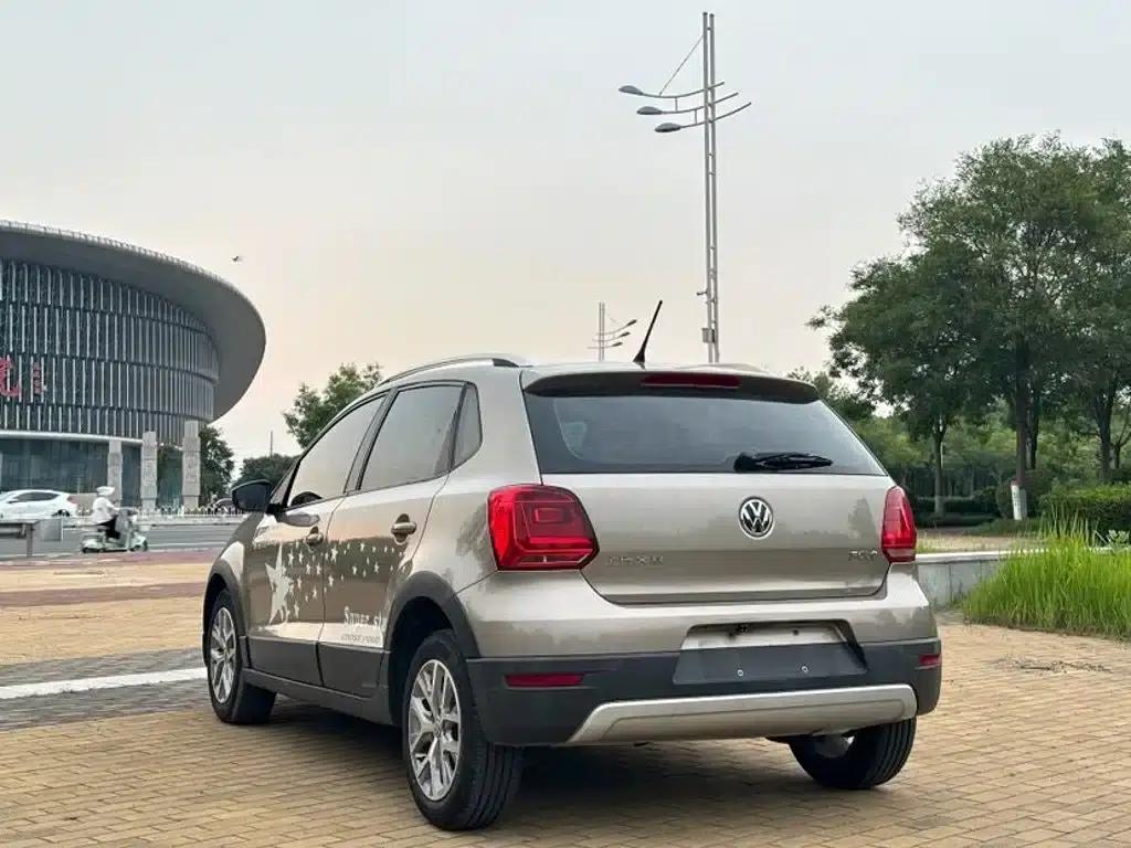 2016 Polo 1.4L Cross Polo Automatic — миниатюра 6