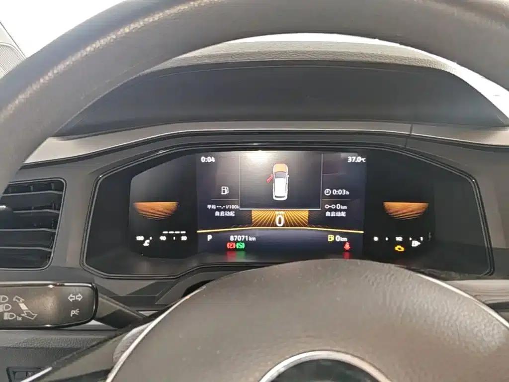 2023 Polo Facelift Plus 1.5L Automatic Enjoy Life Edition — миниатюра 12