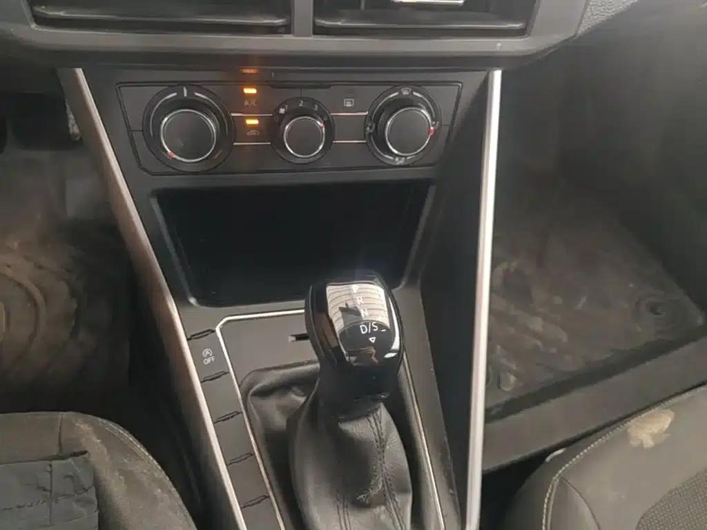 2023 Polo Facelift Plus 1.5L Automatic Enjoy Life Edition — миниатюра 14