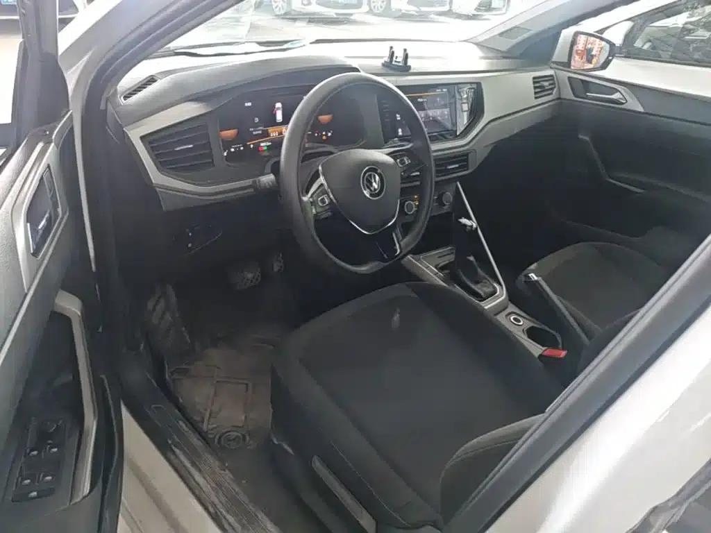 2023 Polo Facelift Plus 1.5L Automatic Enjoy Life Edition — миниатюра 16