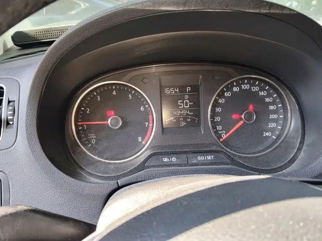 2016 Polo 1.6L Automatic Comfort Model — миниатюра 5