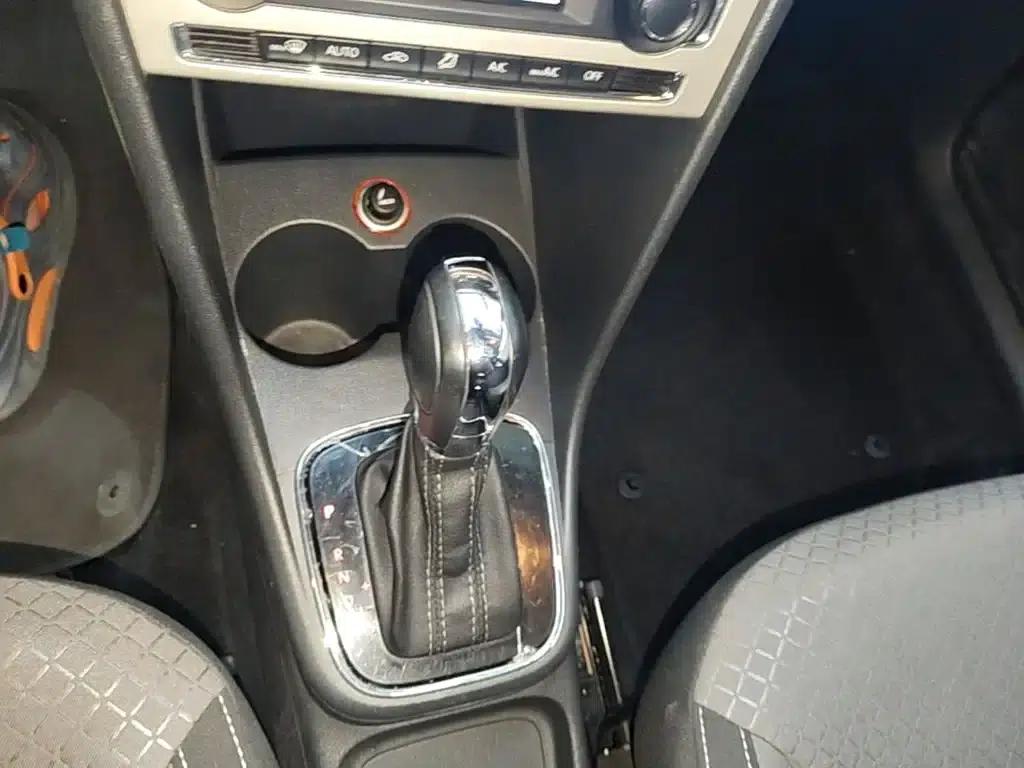 2016 Polo 1.6L Cross Polo Automatic — миниатюра 14