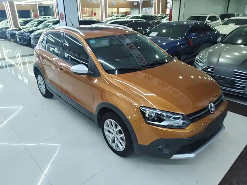 2016 Polo 1.6L Cross Polo Automatic — миниатюра 4