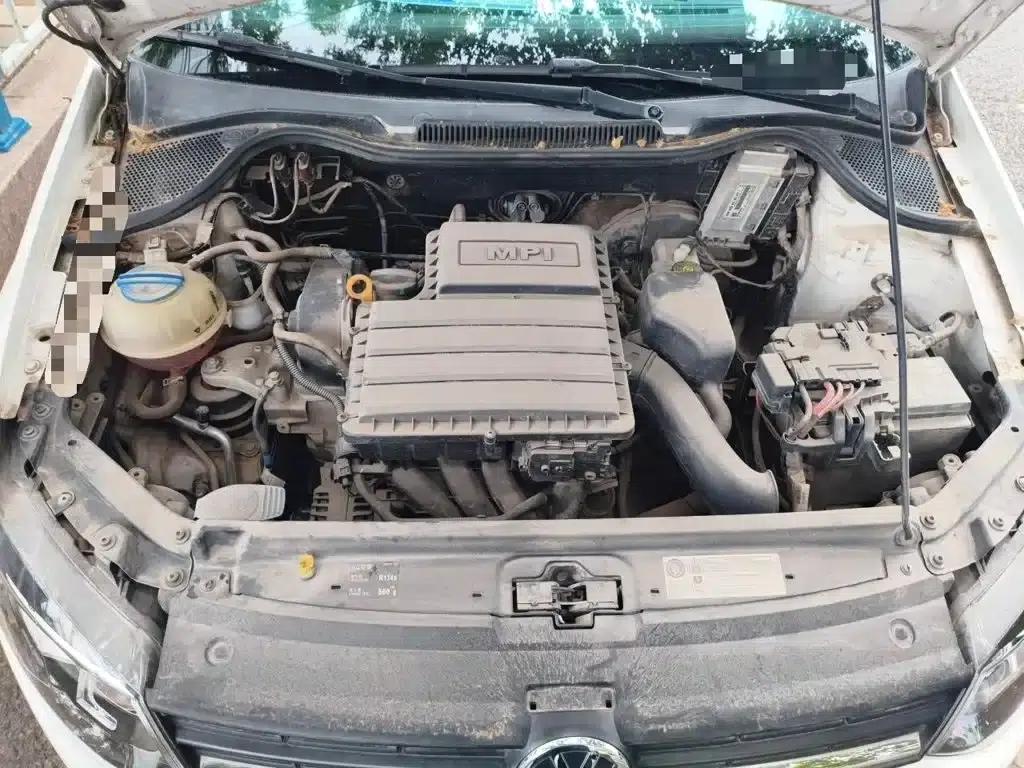 2016 Polo 1.4L Manual Fashion Edition — миниатюра 17