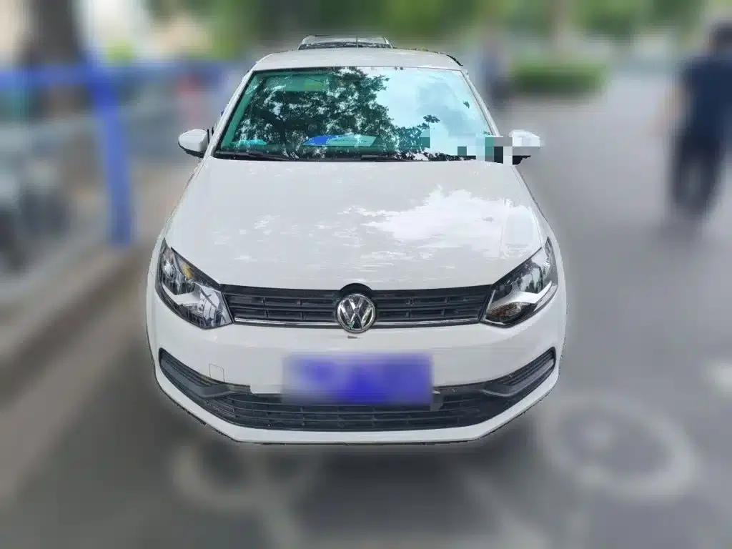 2016 Polo 1.4L Manual Fashion Edition — миниатюра 3