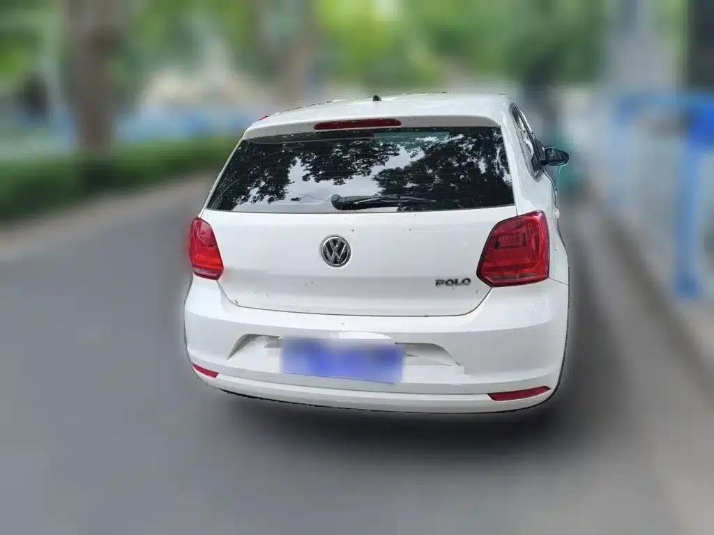 2016 Polo 1.4L Manual Fashion Edition — миниатюра 4
