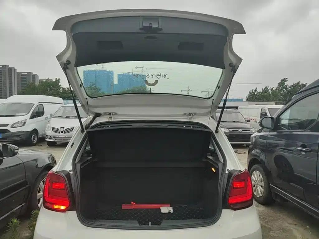 2016 Polo 1.4L Automatic Fashion Edition — миниатюра 19