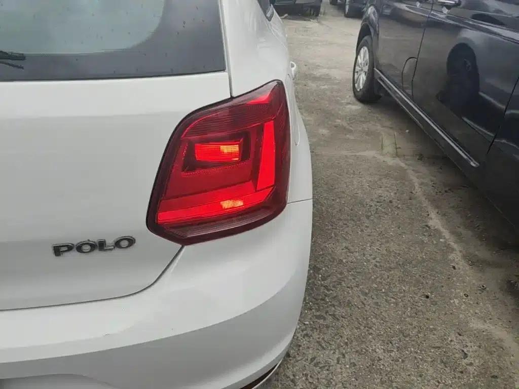 2016 Polo 1.4L Automatic Fashion Edition — миниатюра 8
