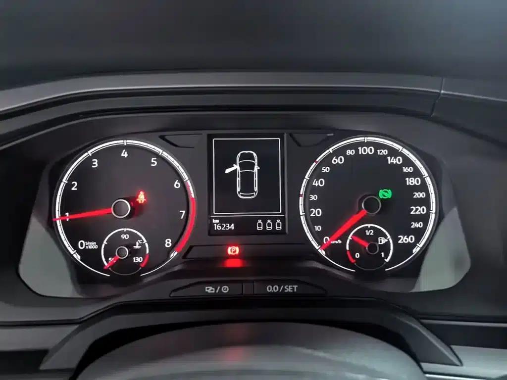 2019 Polo Plus 1.5L Automatic Panoramic Enjoyment Edition — миниатюра 12