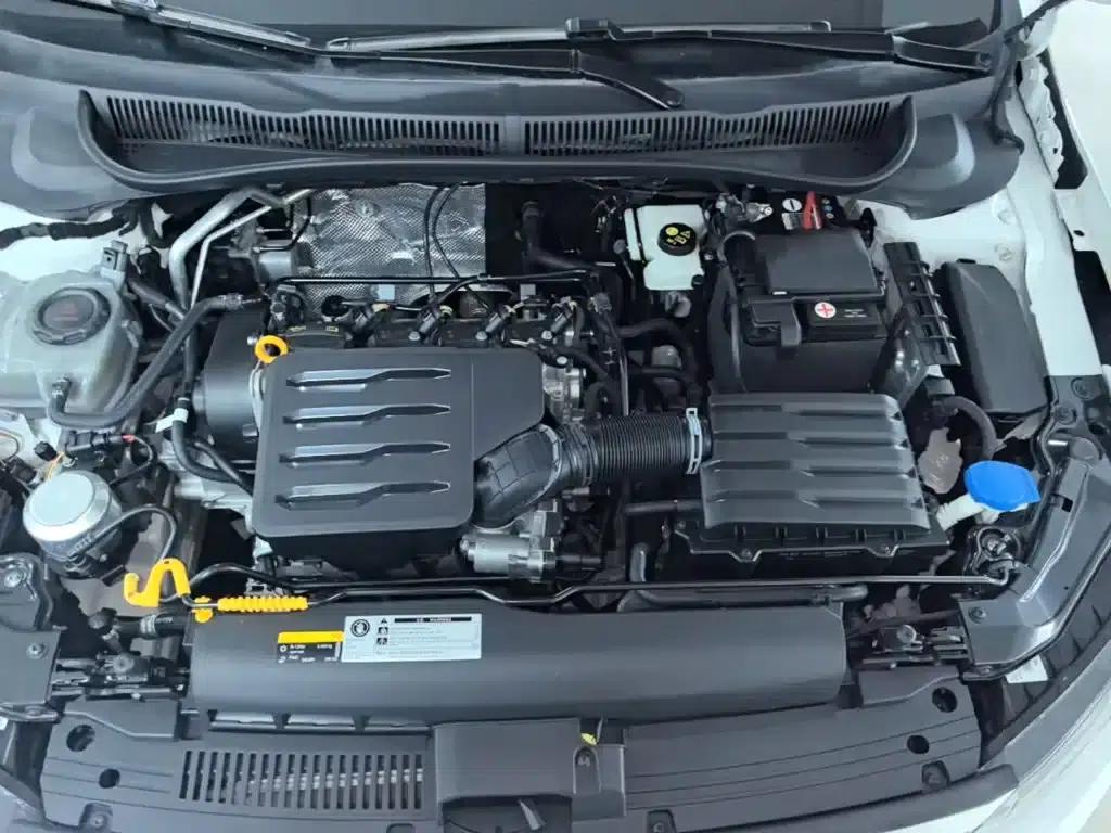 2019 Polo Plus 1.5L Automatic Panoramic Enjoyment Edition — миниатюра 20