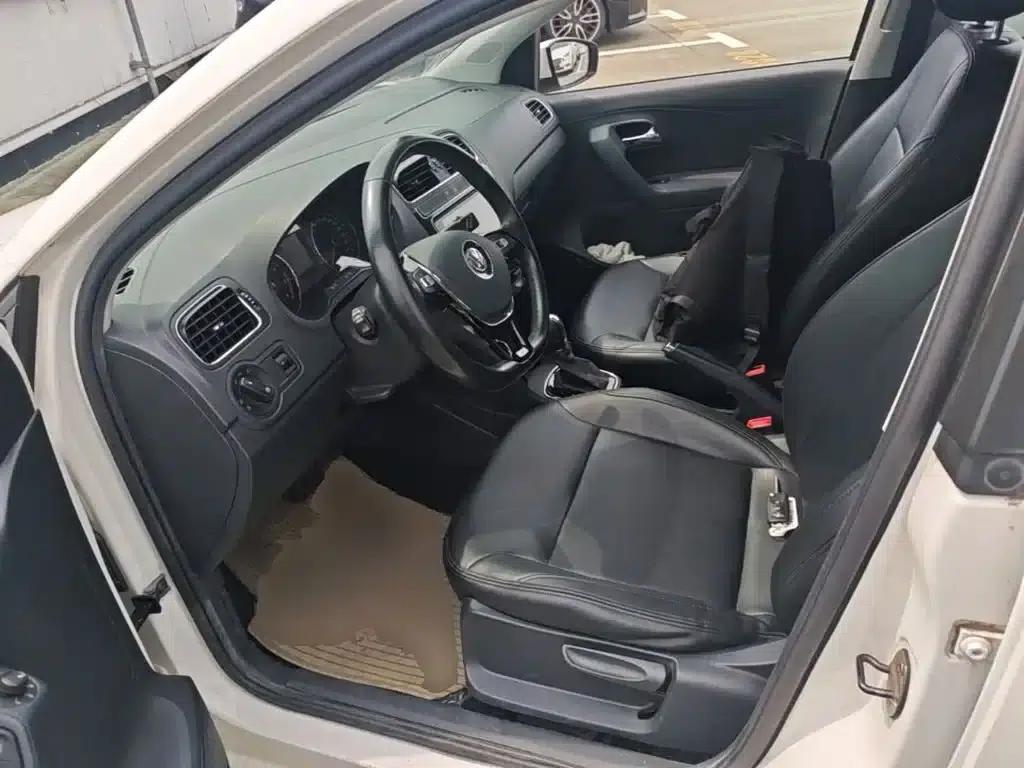 2016 Polo 1.6L Automatic Comfort Model — миниатюра 15