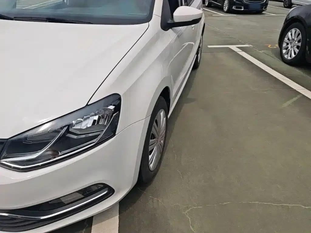 2016 Polo 1.6L Automatic Comfort Model — миниатюра 24