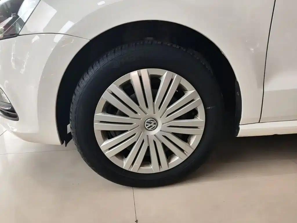 2016 Polo 1.6L Automatic Comfort Model — миниатюра 23