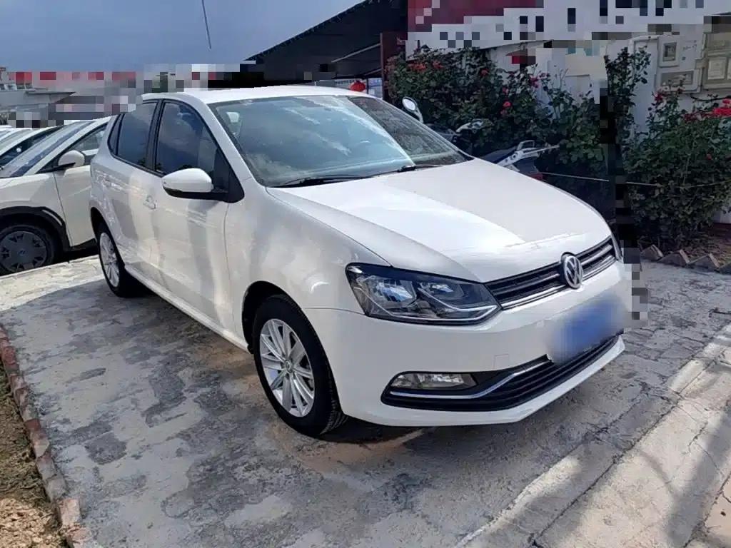 2016 Polo 1.6L Automatic Comfort Model — миниатюра 4
