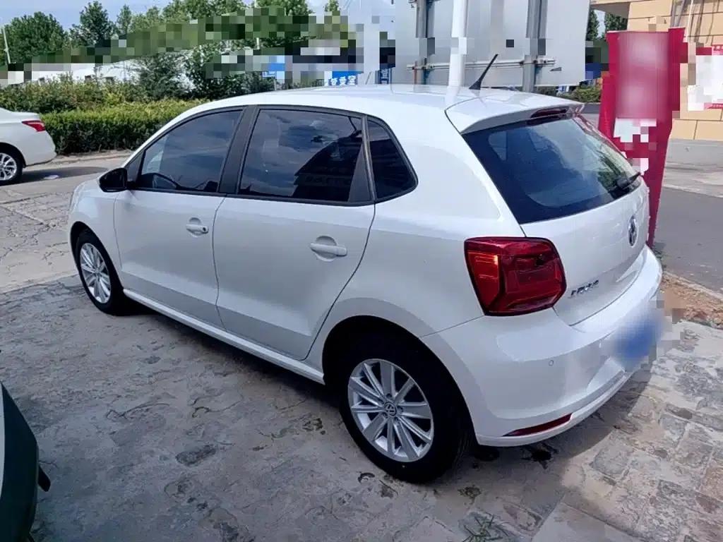 2016 Polo 1.6L Automatic Comfort Model — миниатюра 5