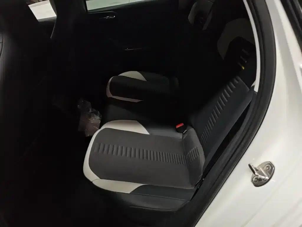 2019 Polo Plus 1.5L Automatic Colorful Technology Edition — миниатюра 17