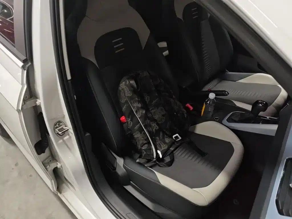 2019 Polo Plus 1.5L Automatic Colorful Technology Edition — миниатюра 25