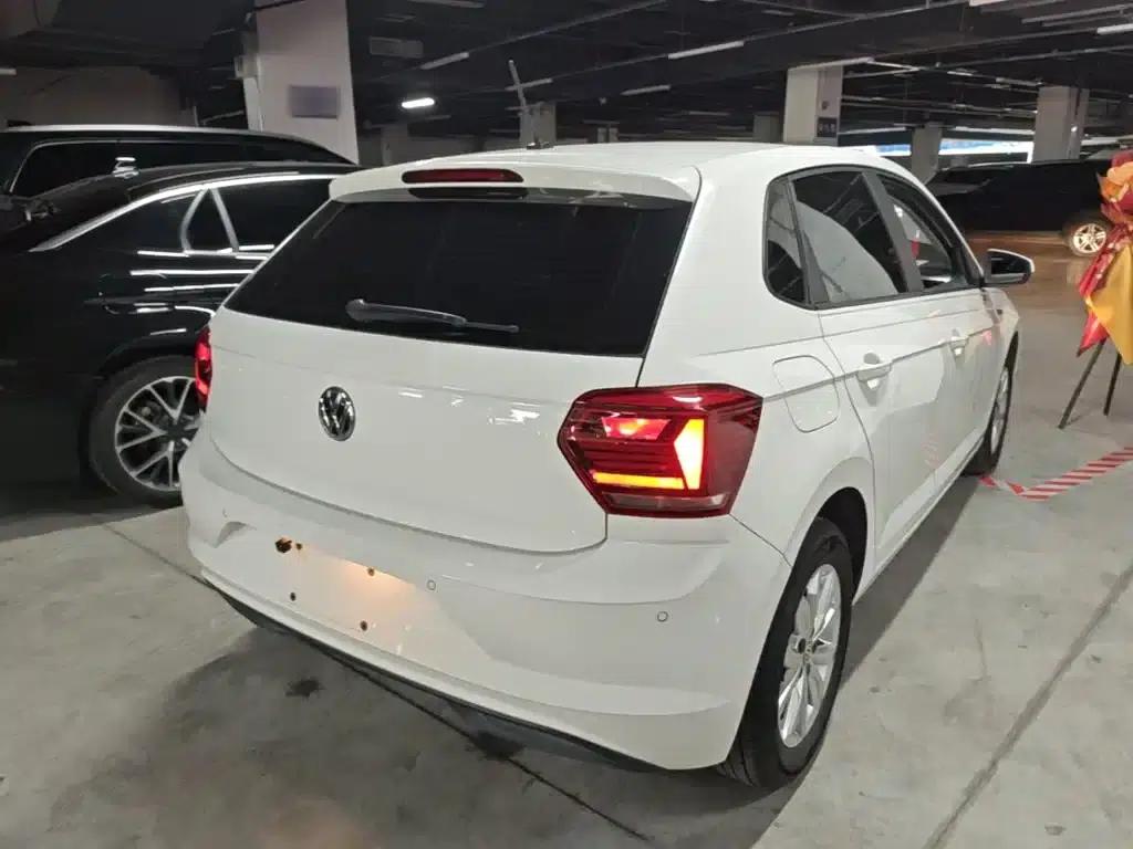 2019 Polo Plus 1.5L Automatic Colorful Technology Edition — миниатюра 7