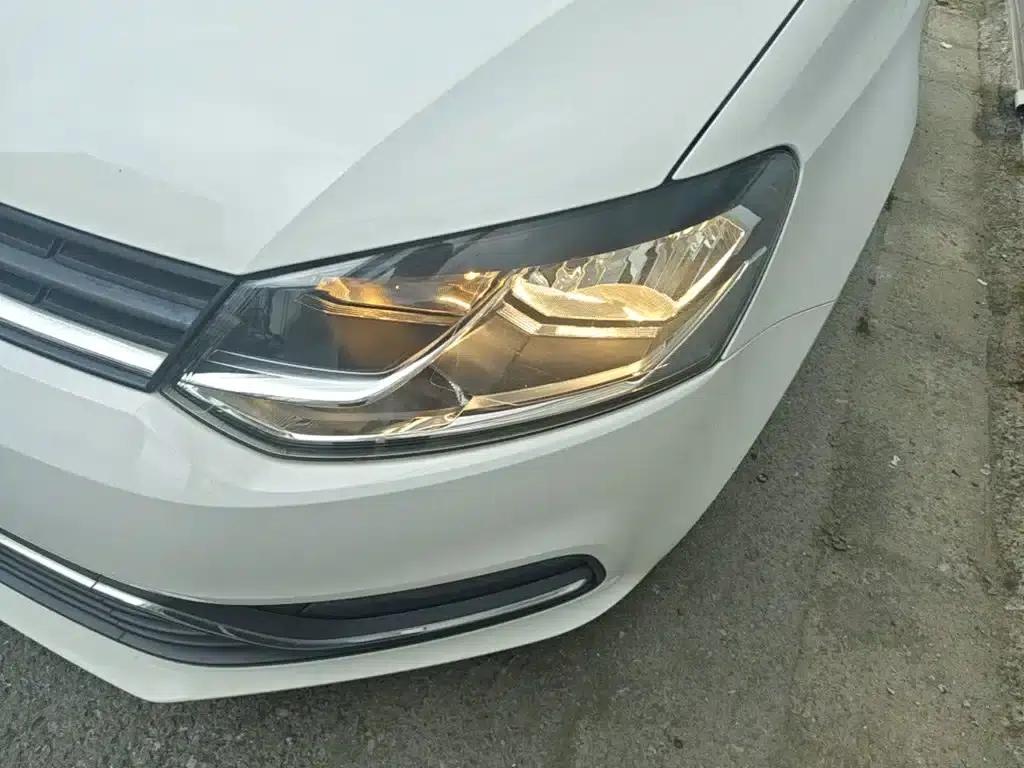 2016 Polo 1.6L Automatic Comfort Model — миниатюра 18