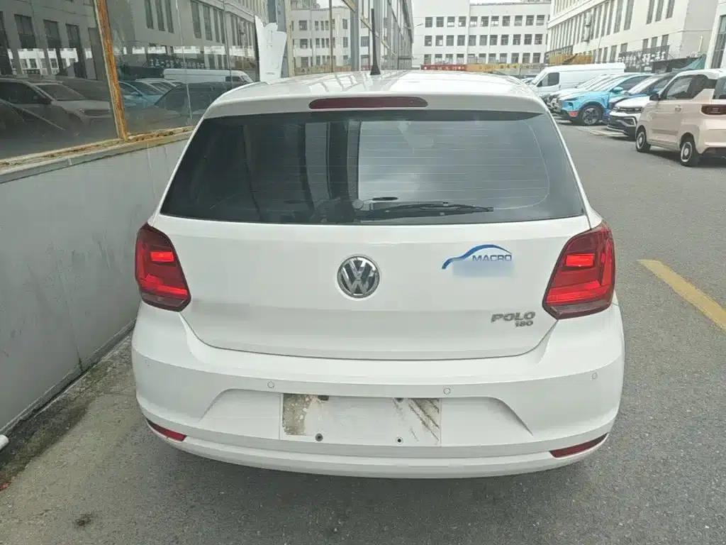 2016 Polo 1.6L Automatic Comfort Model — миниатюра 4