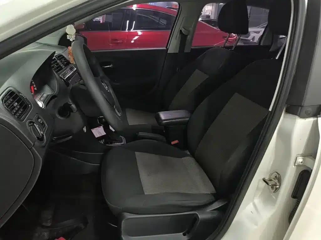 2018 Polo 1.5L Automatic Comfort Edition — миниатюра 15