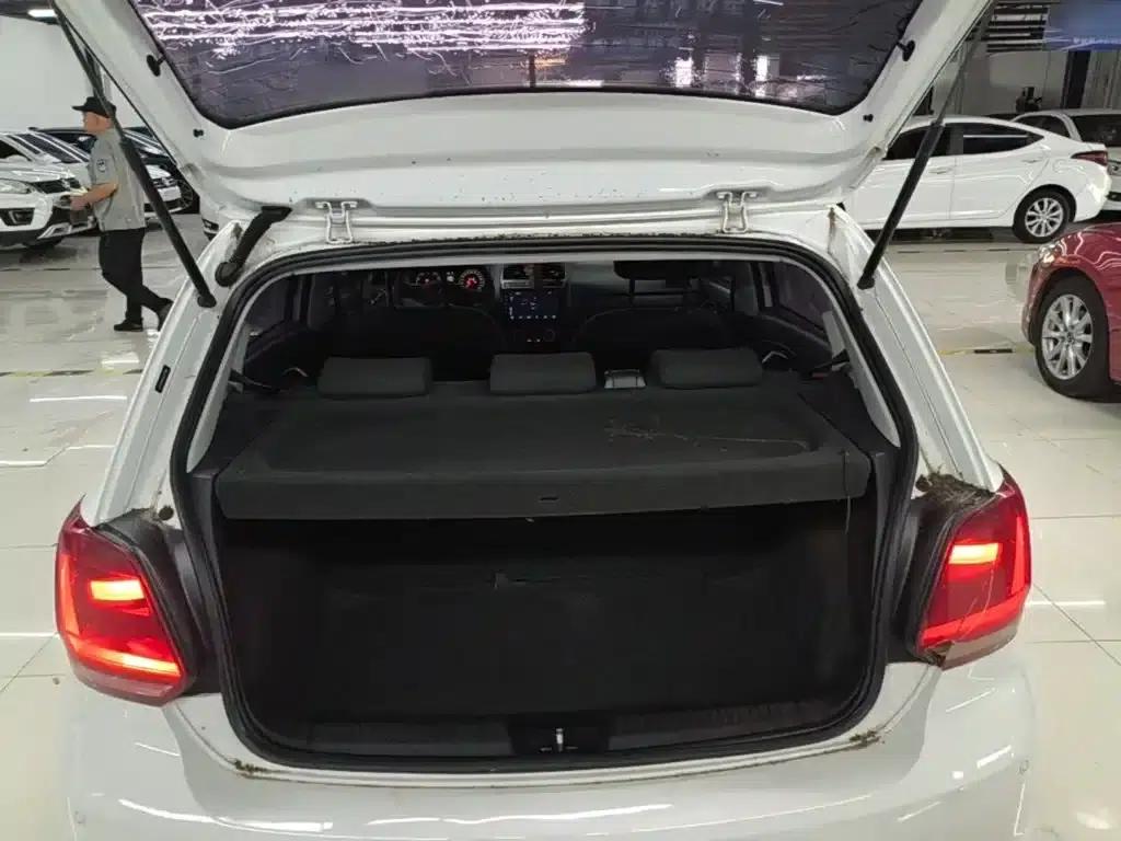 2018 Polo 1.5L Automatic Comfort Edition — миниатюра 19