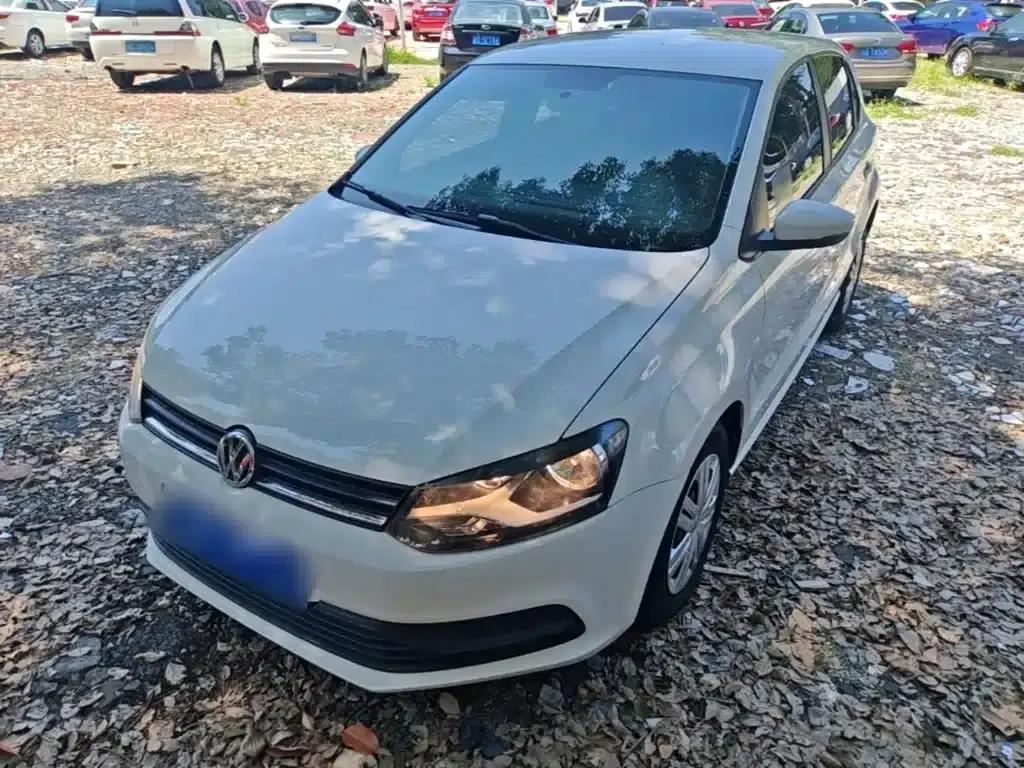 2016 Polo 1.4L Manual Fashion Edition — миниатюра 1