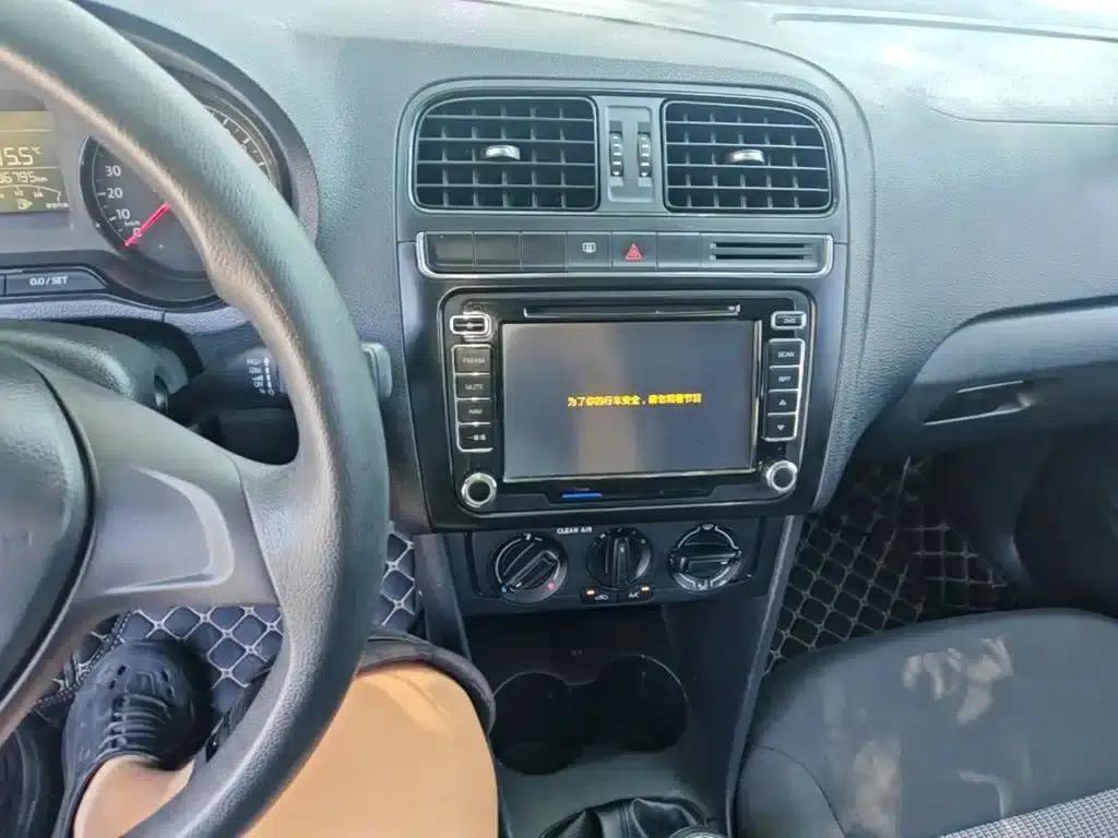 2016 Polo 1.4L Manual Fashion Edition — миниатюра 13