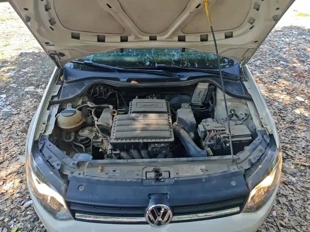 2016 Polo 1.4L Manual Fashion Edition — миниатюра 20