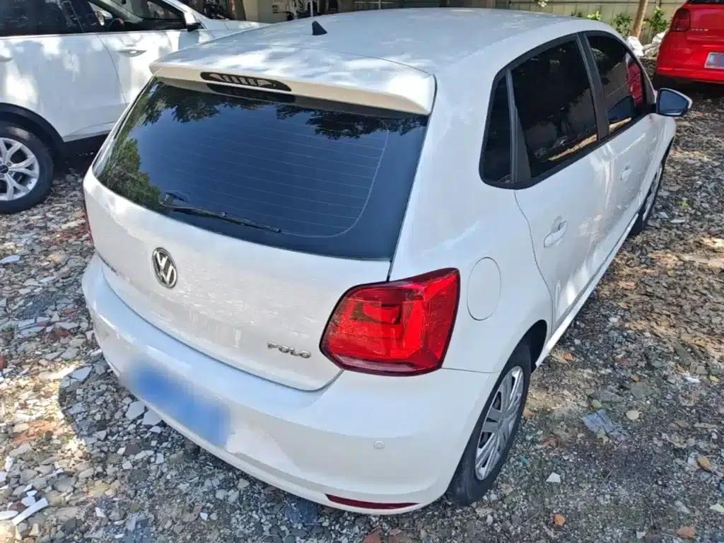 2016 Polo 1.4L Manual Fashion Edition — миниатюра 7