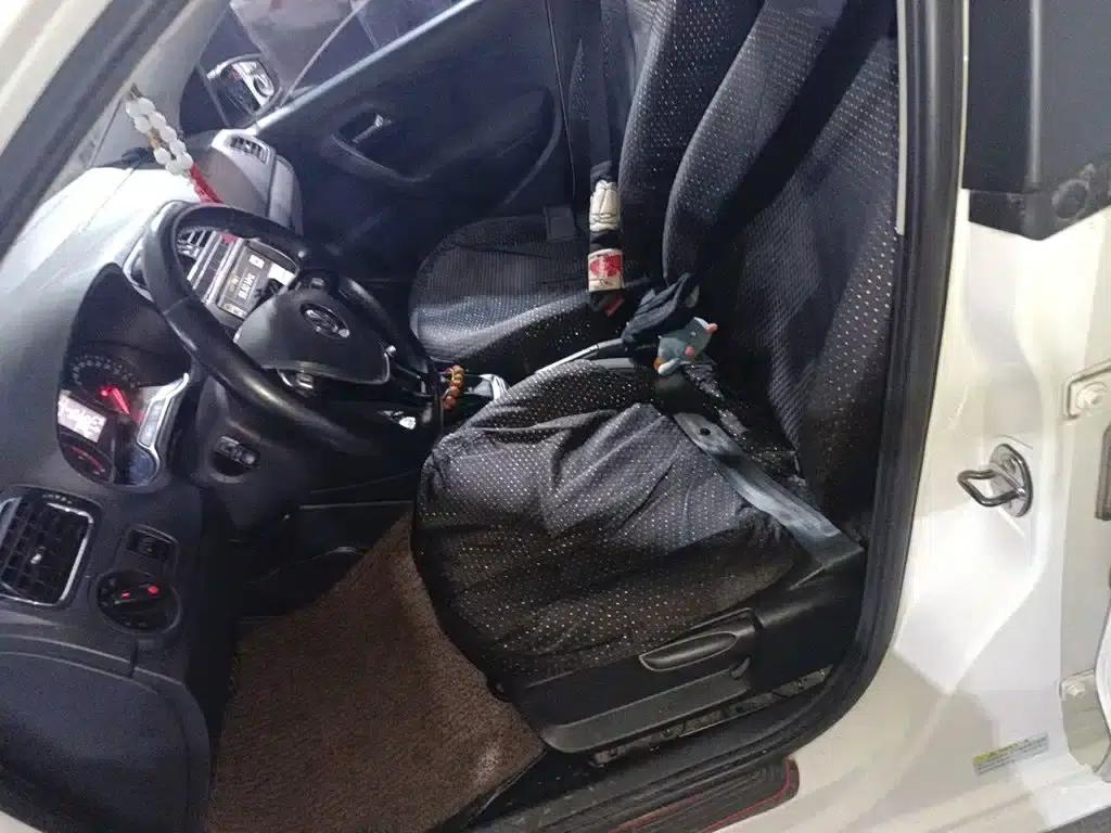 2016 Polo 1.6L Automatic Comfort Model — миниатюра 8