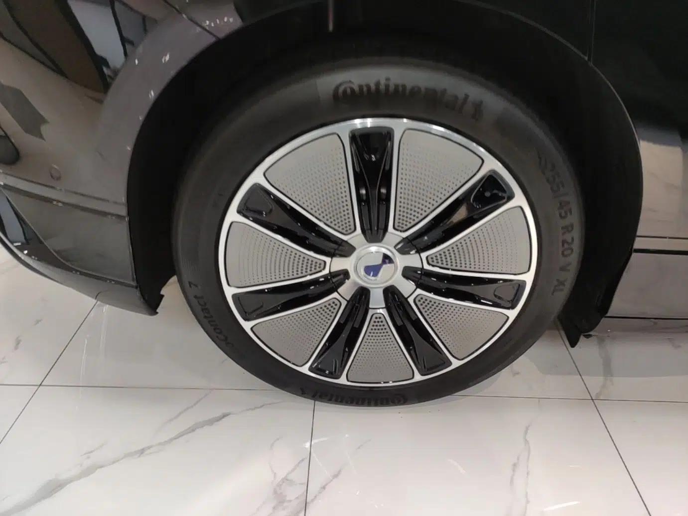 Denza Z9GT 2024 1100 4x4 Max First Edition — миниатюра 11