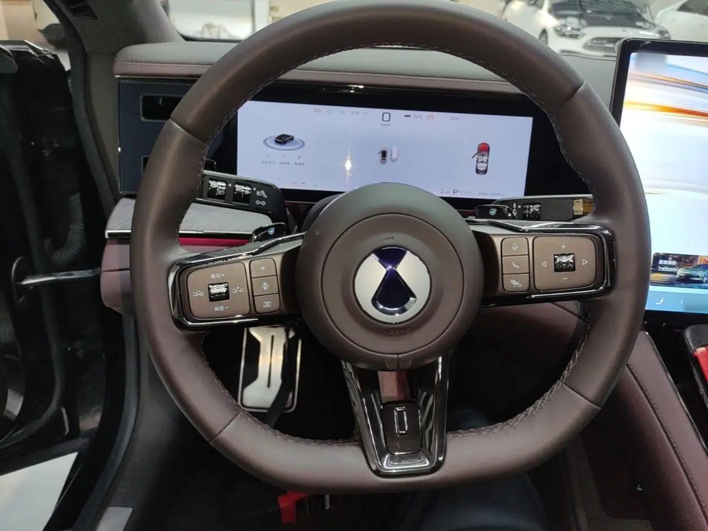 Denza Z9GT 2024 1100 4x4 Max First Edition — миниатюра 18