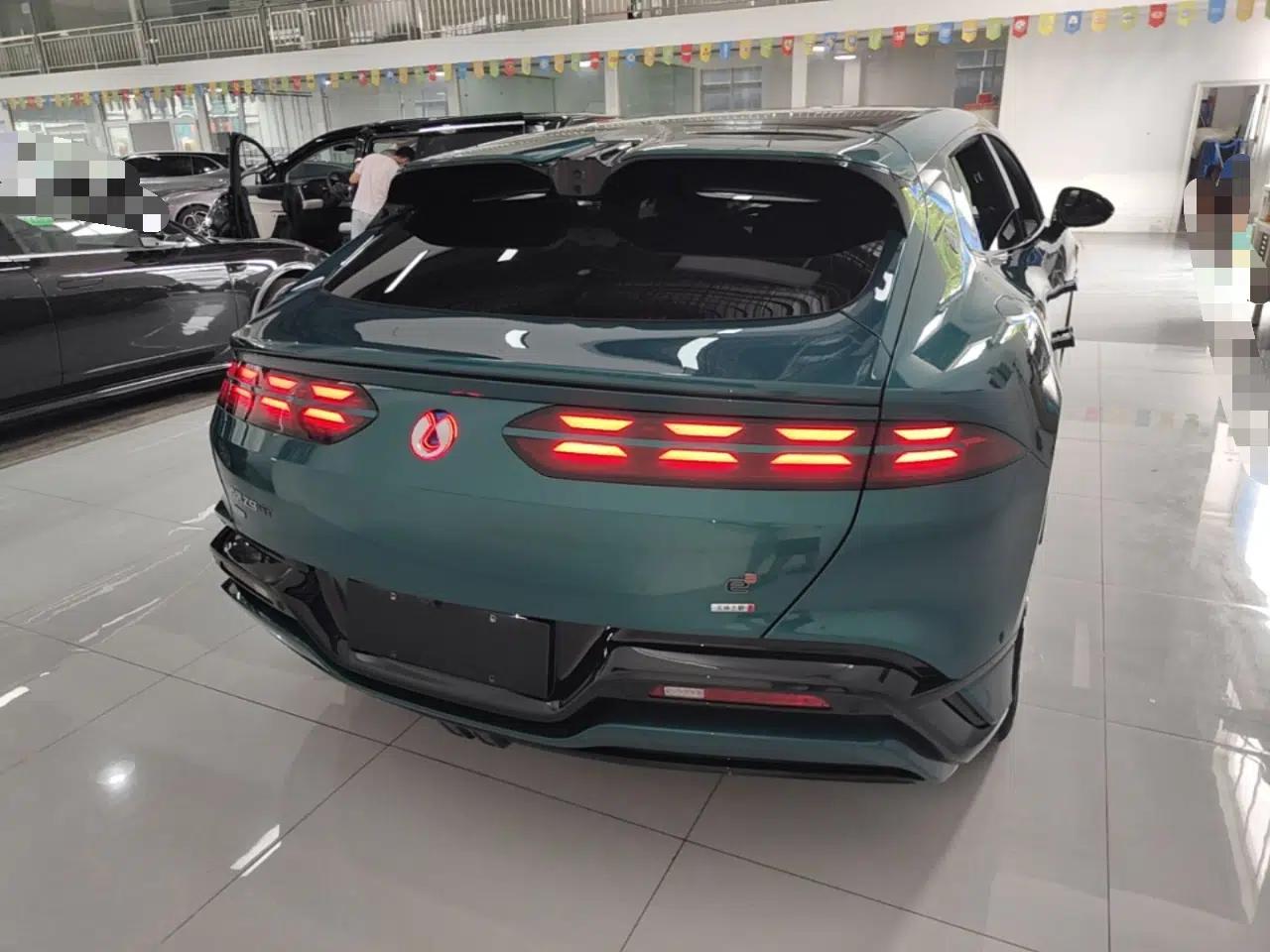 Denza Z9GT 2026 Flash Charge Prestige Edition — миниатюра 5