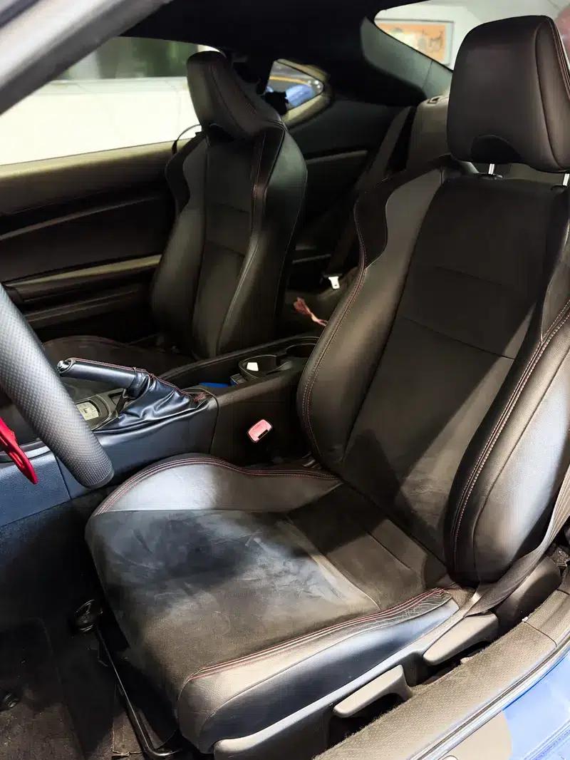 Subaru BRZ 2013 2.0i Automatic Luxury — миниатюра 16