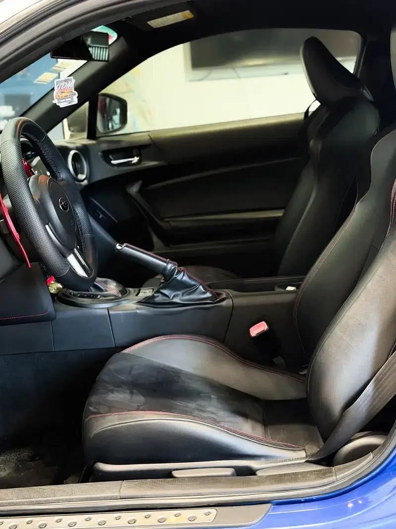 Subaru BRZ 2013 2.0i Automatic Luxury — миниатюра 17