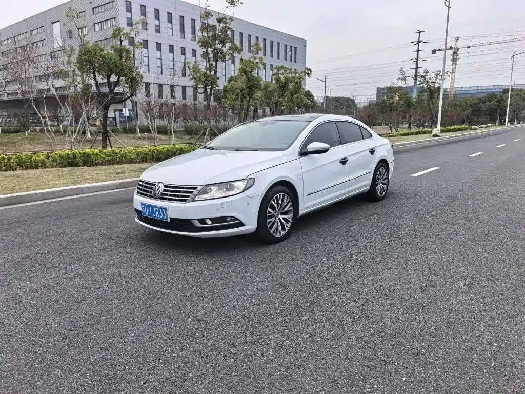 FAW-Volkswagen CC 2016 1.8TSI Luxury Edition — миниатюра 1