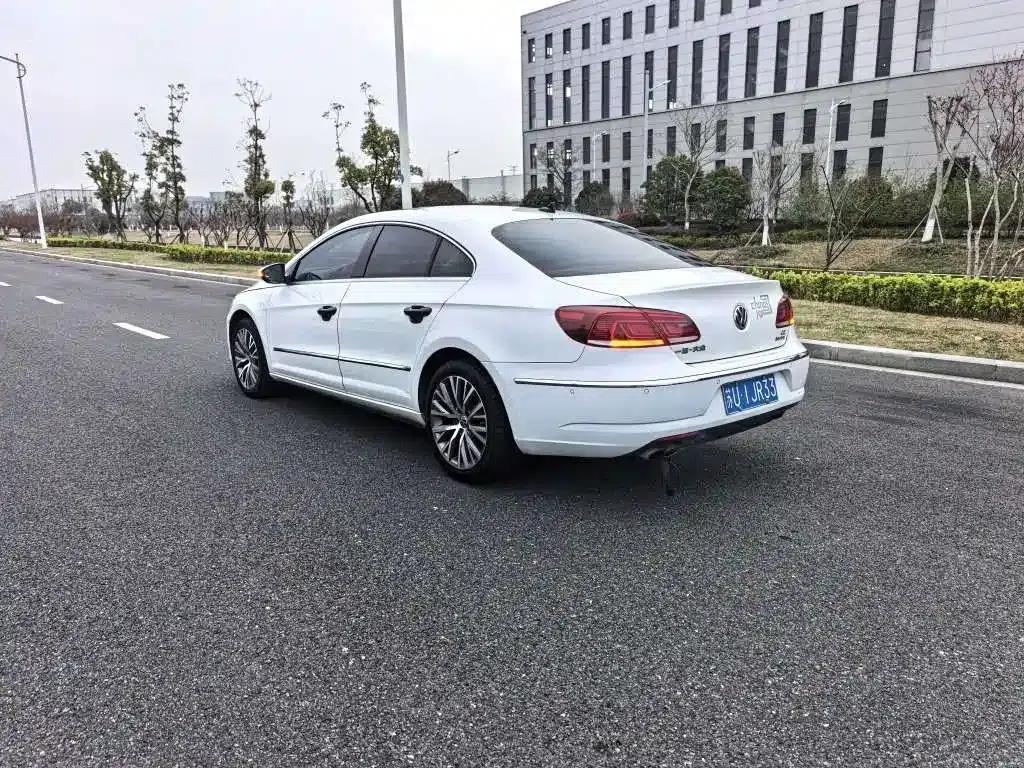 FAW-Volkswagen CC 2016 1.8TSI Luxury Edition — миниатюра 3