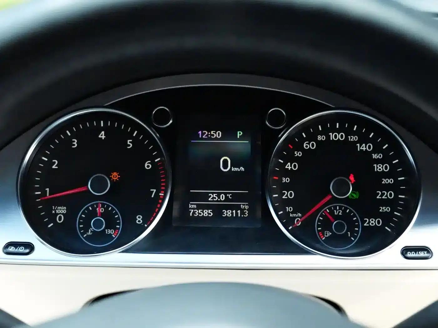 FAW-Volkswagen CC 2015 1.8TSI Premium Edition — миниатюра 6
