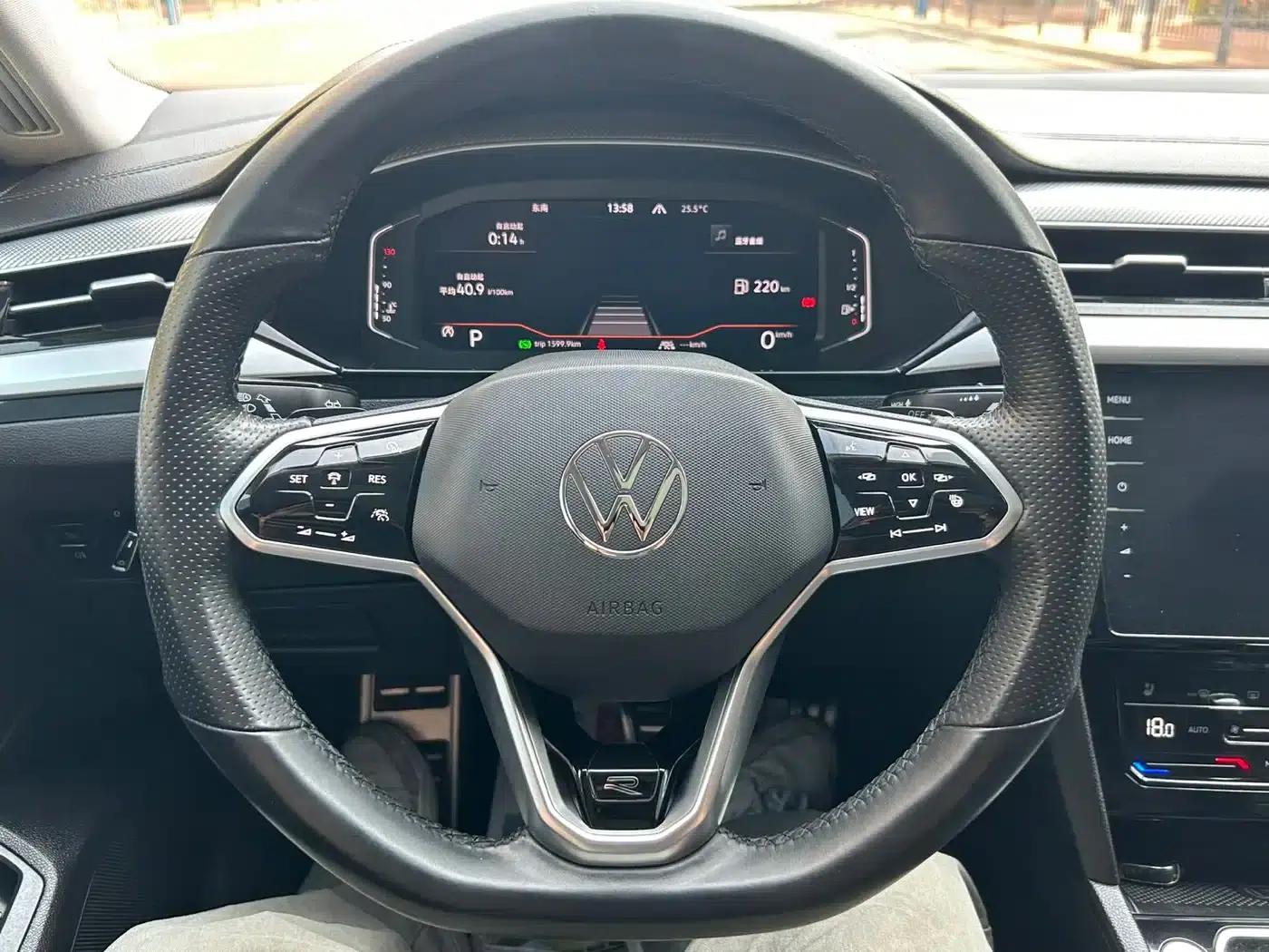 FAW-Volkswagen CC 2023 380TSI Striking Edition — миниатюра 15
