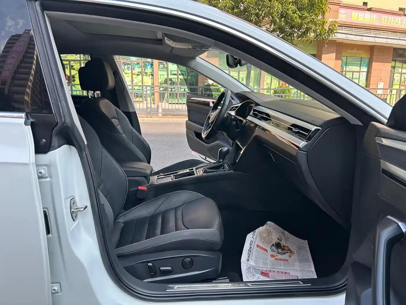 FAW-Volkswagen CC 2023 380TSI Striking Edition — миниатюра 9